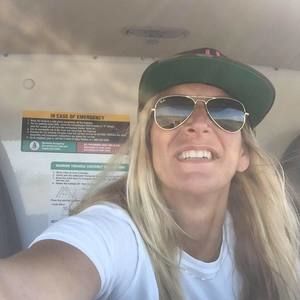 Meet your Posher, Elizabeth